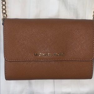 Michael Kors Jet Set phone/wallet Crossbody